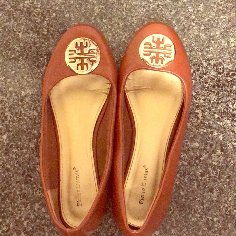Brown flats